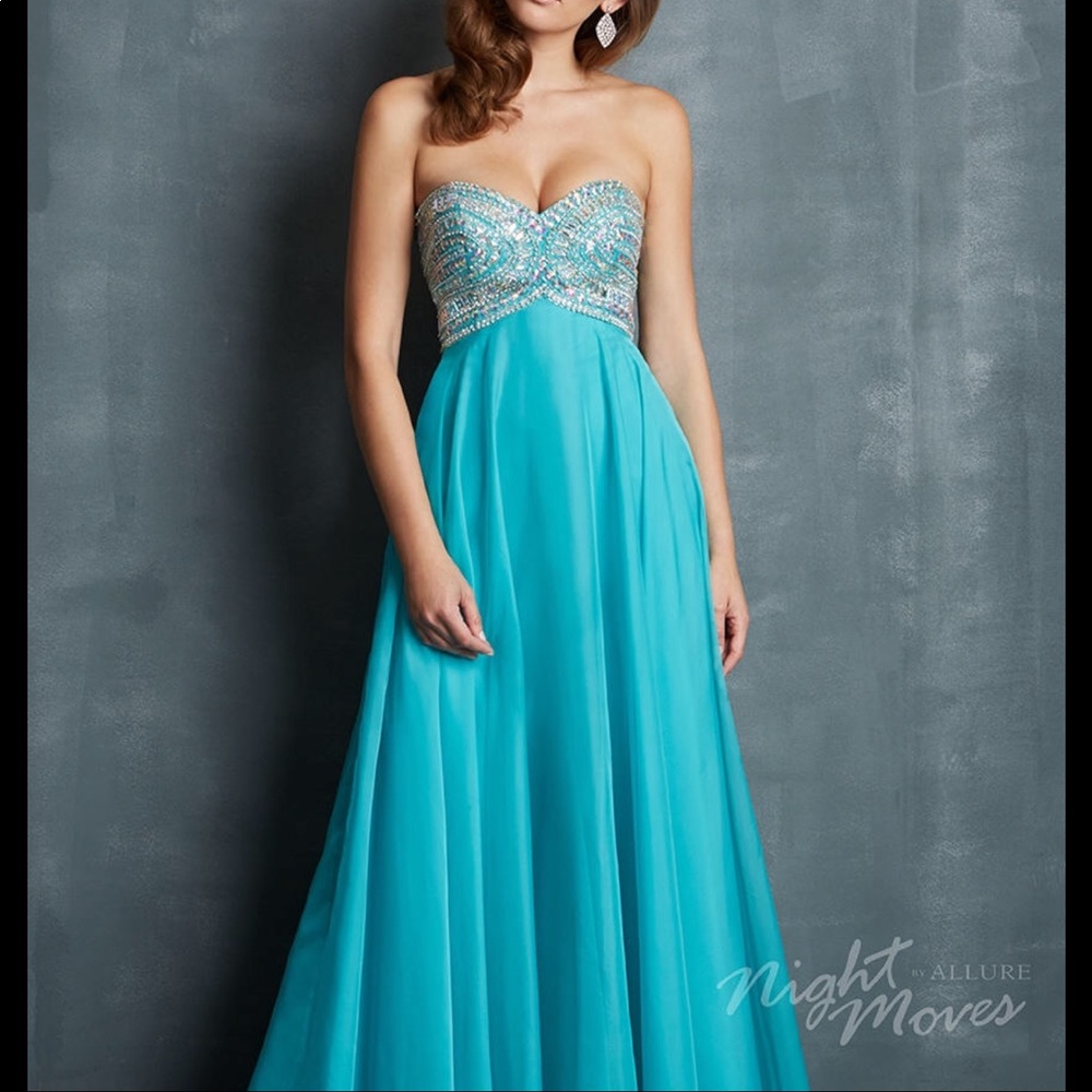 Night Moves Prom Dress or Evening Gown